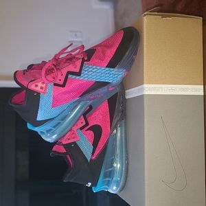 Lebron XVIII Low Miami (without box)